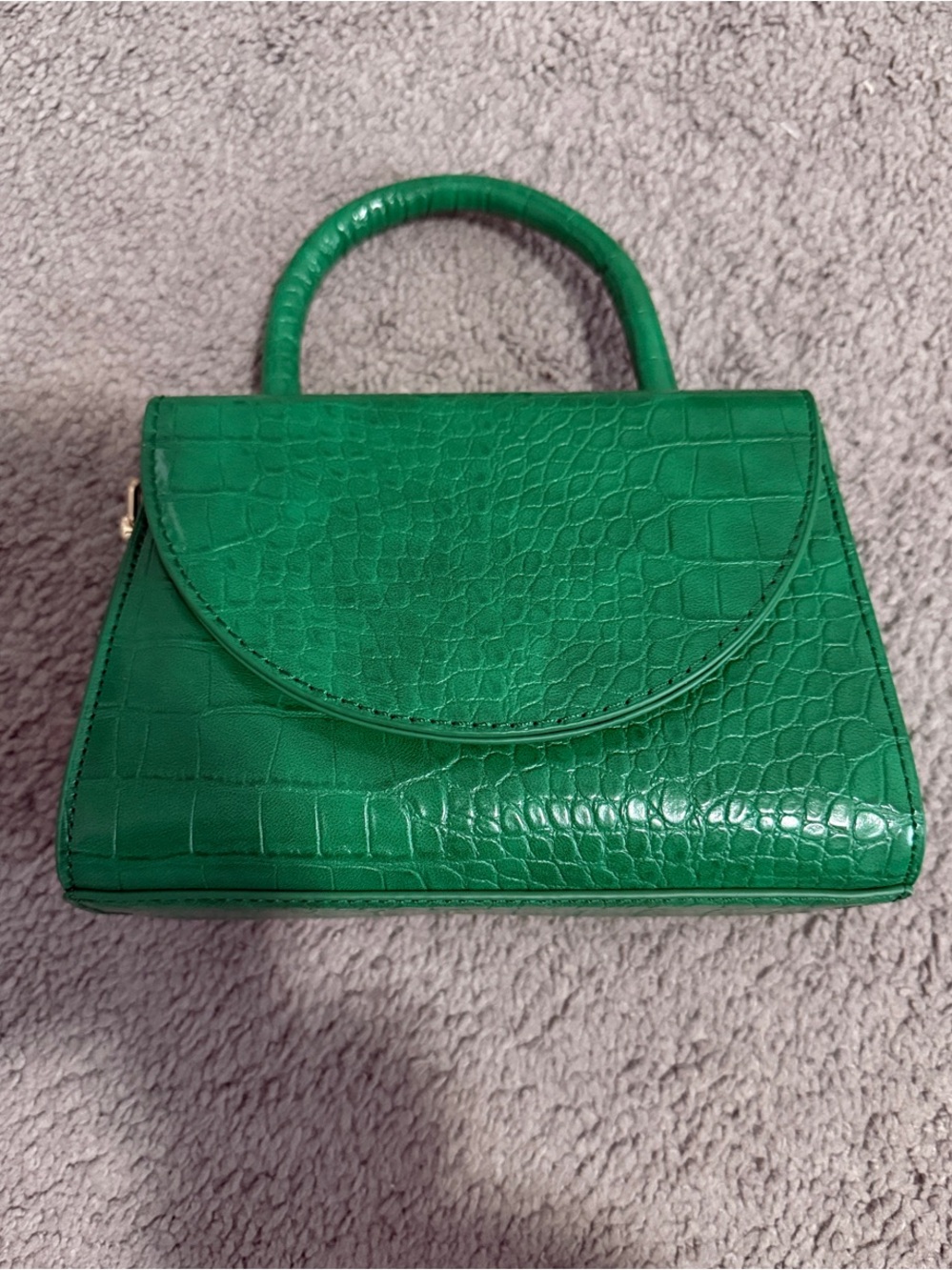 NWOT Olga Berg Sasha Top Handle Bag in Green